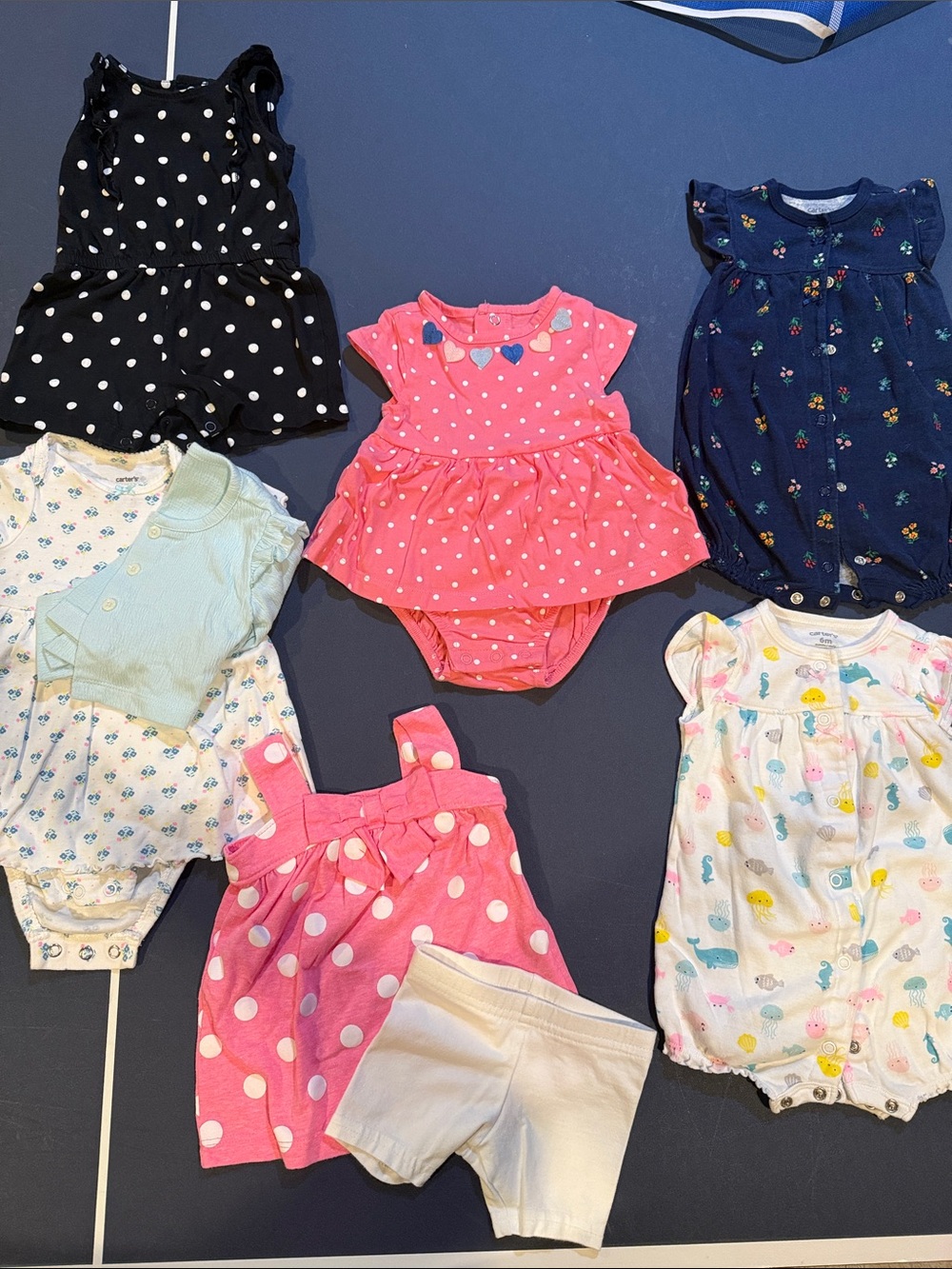 Carter’s Bundle of 6 month girls clothes